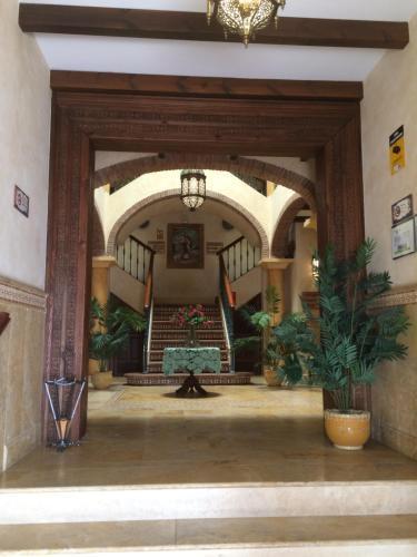 Apartamentos Turisticos Casa De La Borrega Estepona Luaran gambar