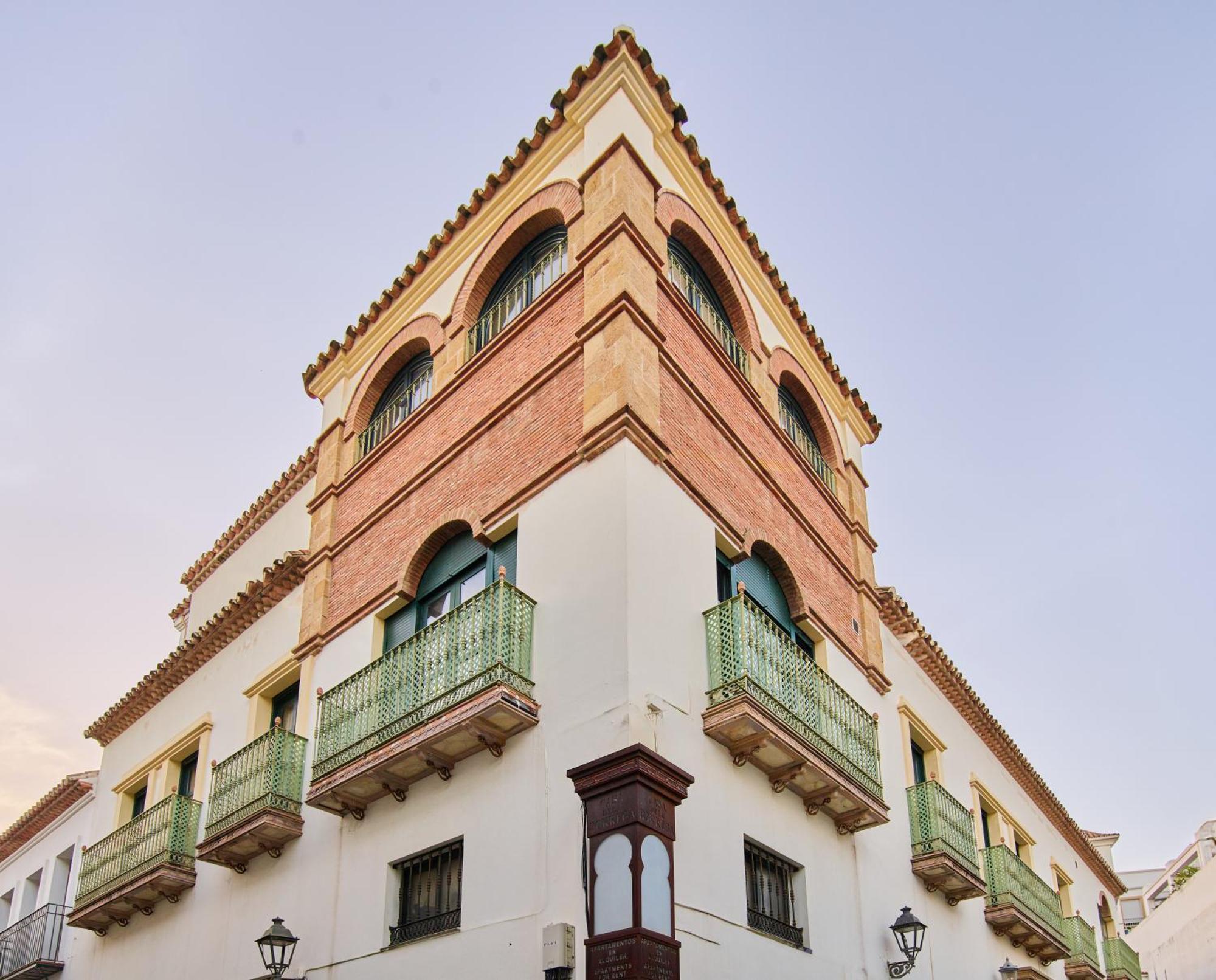 Apartamentos Turisticos Casa De La Borrega Estepona Luaran gambar